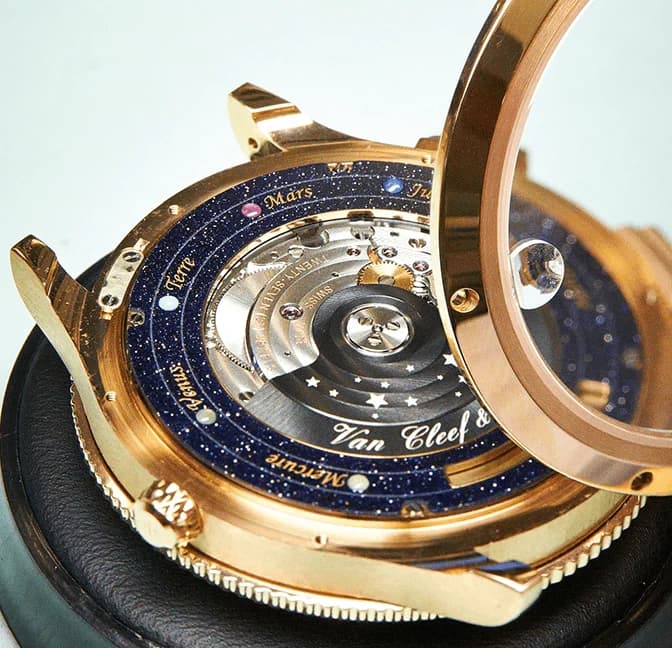 Gold case opened on a planetarium module