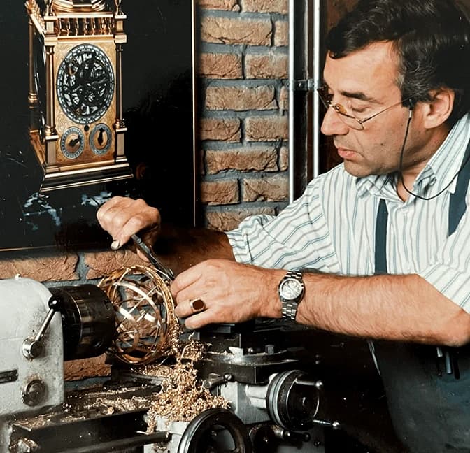 Christiaan van der Klaauw at the lathe in his workshop