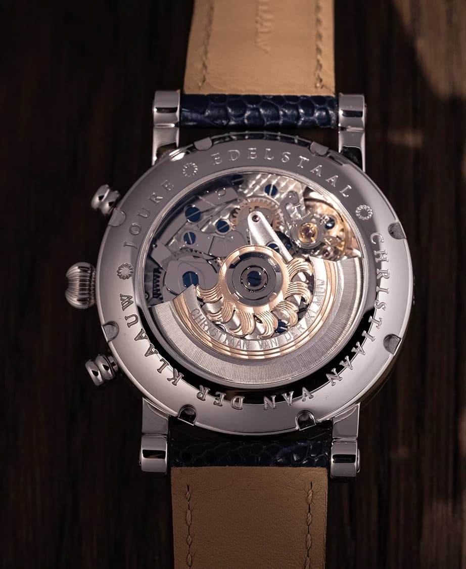 The CVDK7758 movement through the sapphire caseback