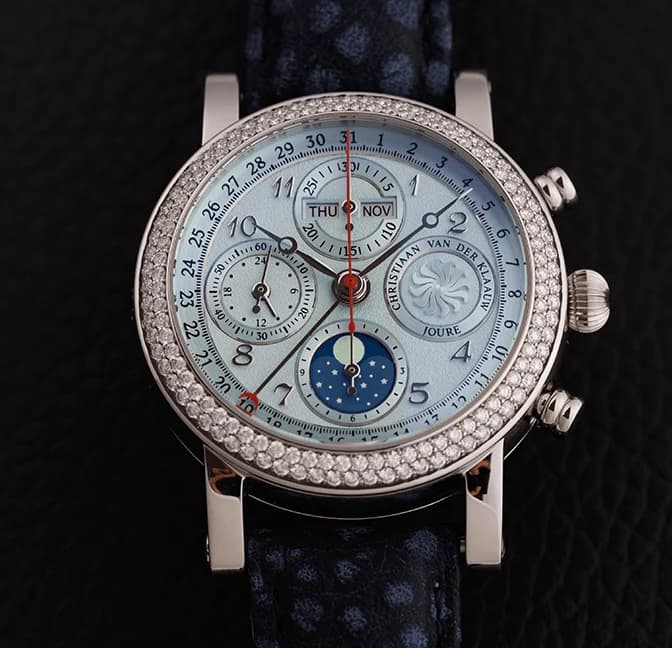 Ariadne Ice Blue, front view