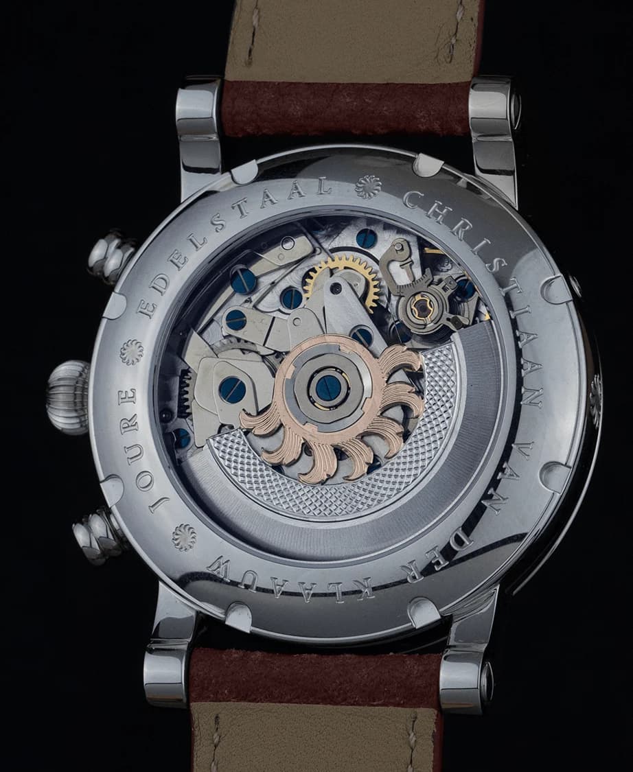 The CVDK7758 movement through the sapphire caseback
