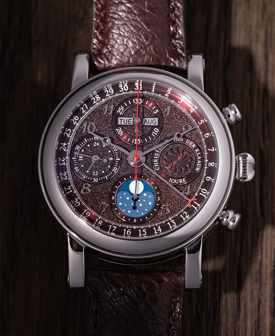 Ariadne dial with chronograph counters, calendar and moon phase