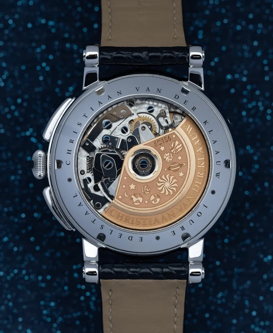 The CVDK7759 movement through the sapphire caseback
