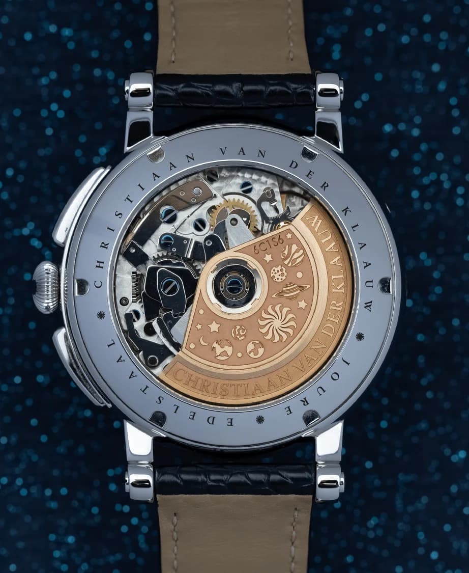 The CVDK7759 movement through the sapphire caseback