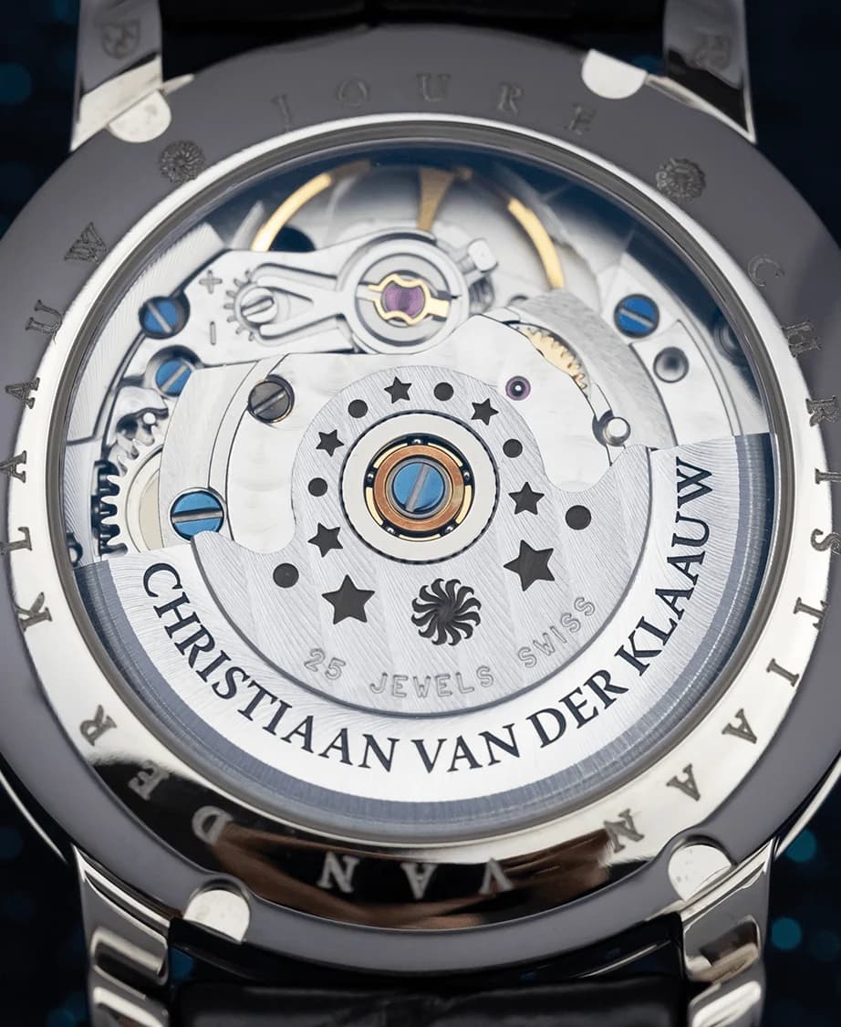 The CVDK2868 movement through the sapphire caseback