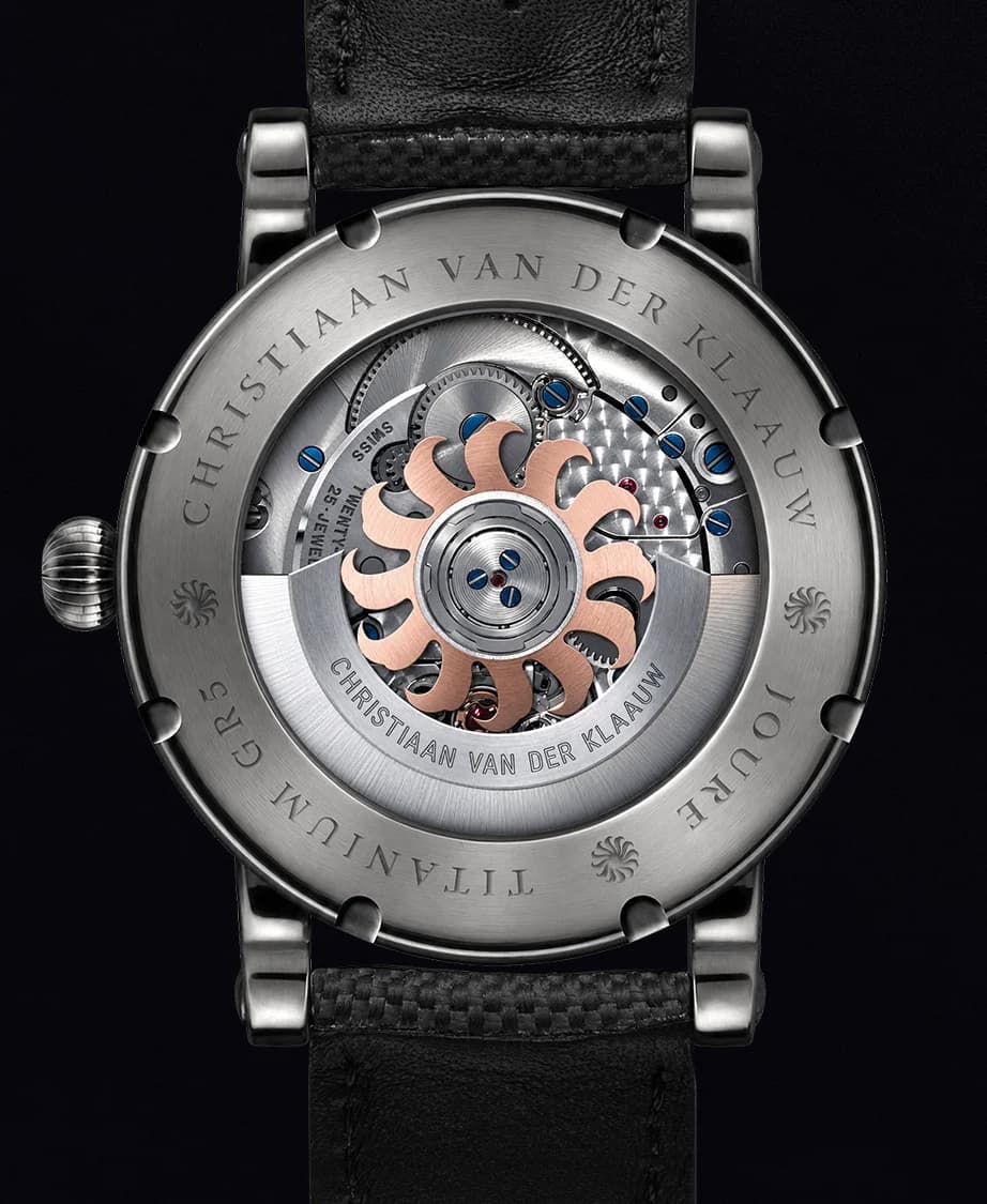 The CVDK1072 movement through the sapphire caseback