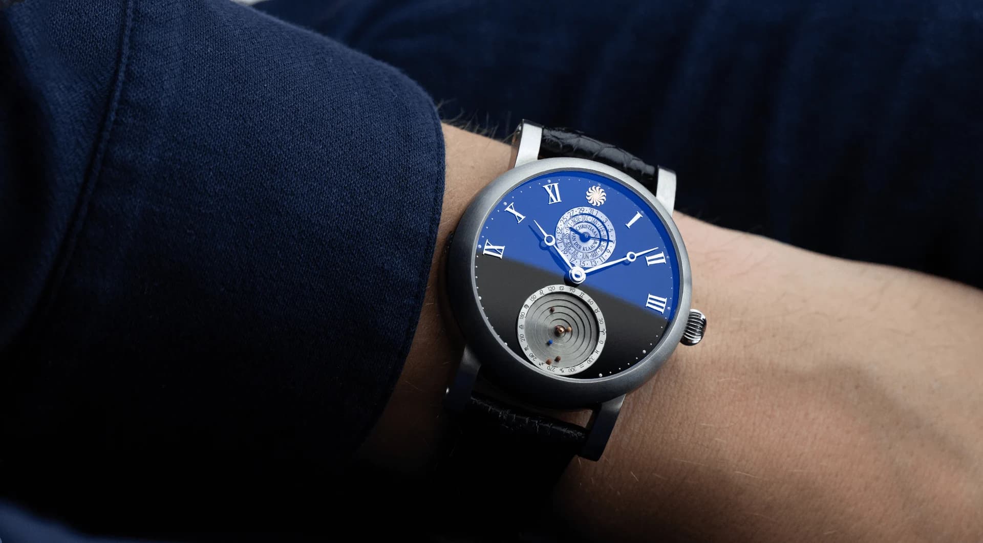 Planetarium Onyx in grade 5 titanium with a black onyx dial