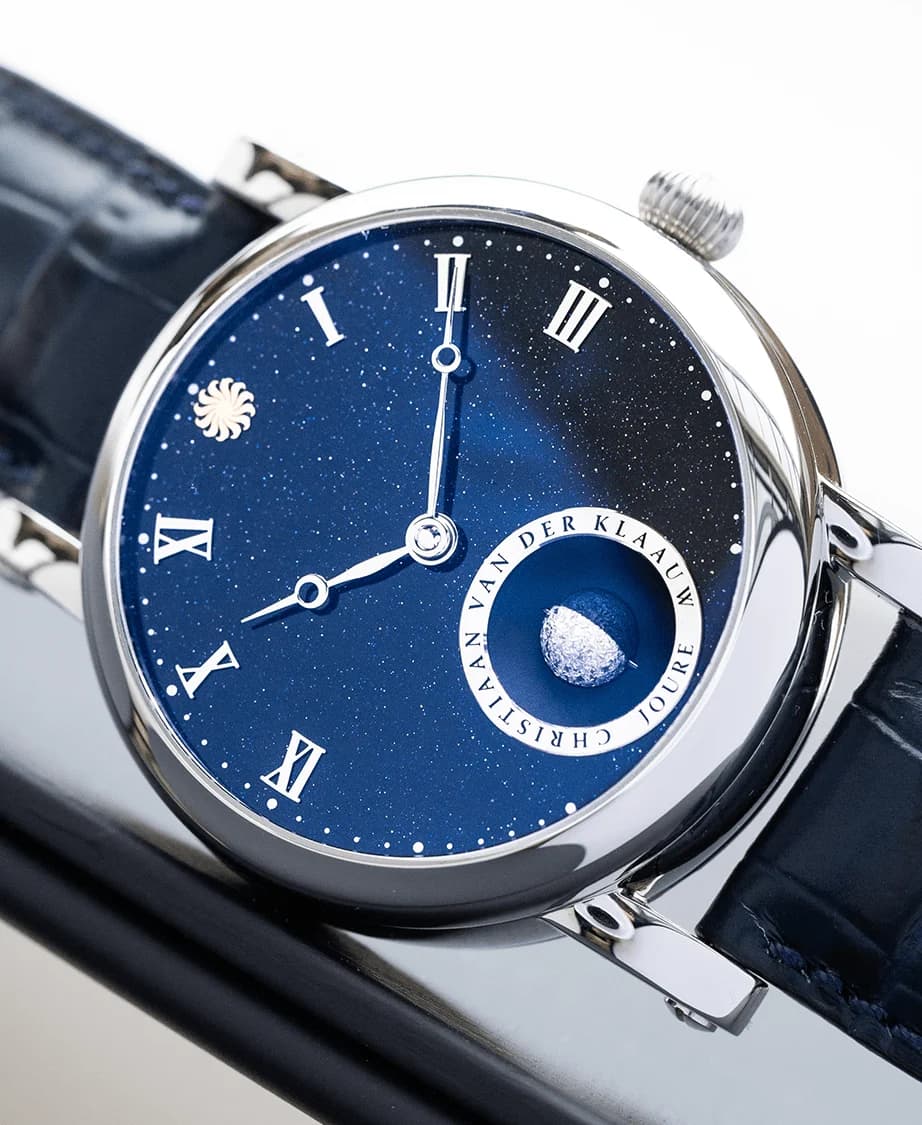 Real Moon Joure Aventurine, the hours, minutes and three-dimensional Moon