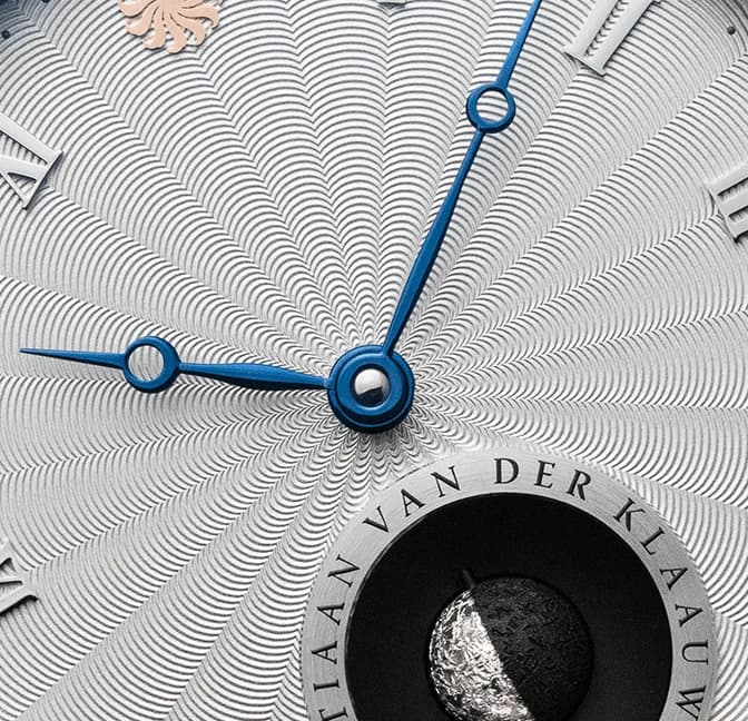 Real Moon Joure Guilloché White White Gold, detail 2